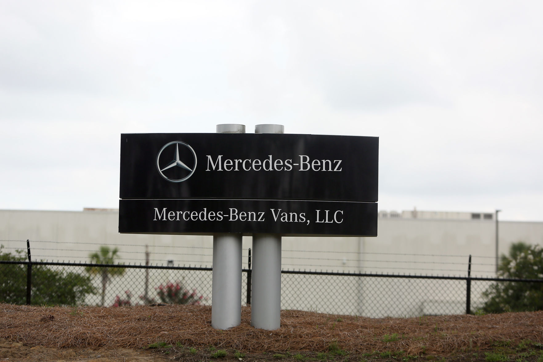 Mercedes Vans plant sign